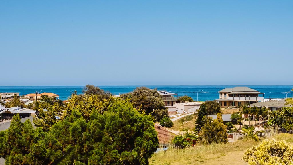 The Blue Beach House Villa Quinns Rocks Bagian luar foto